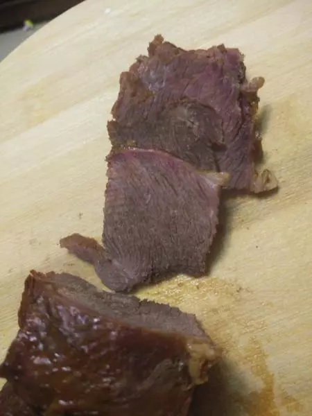 滷牛肉