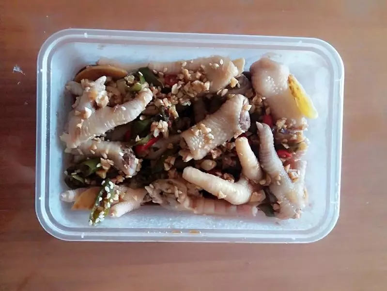 酸辣鸡脚（煲剧必备）