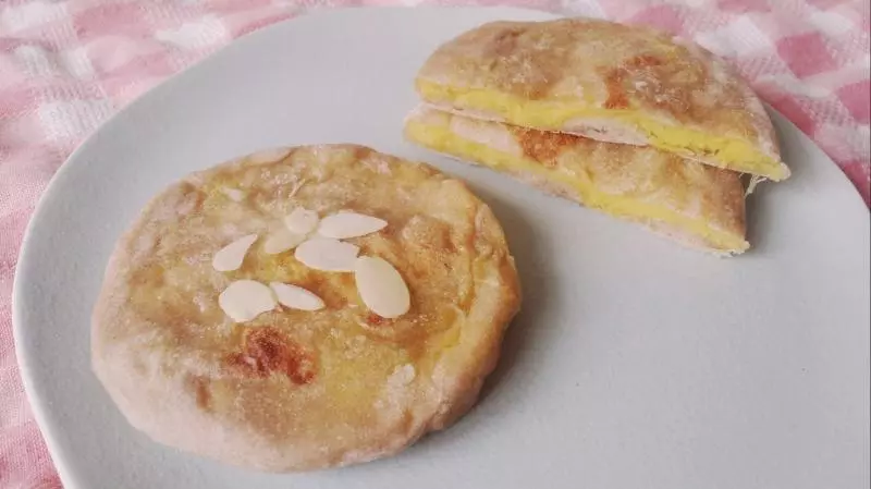 黑麦红薯发面饼&amp;纸皮甜馅包