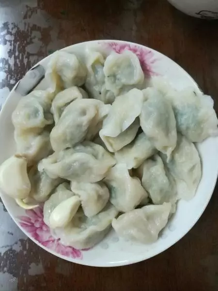 荠菜水饺