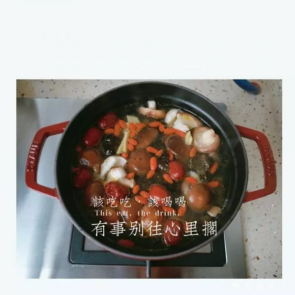 清爽滋补鸡汤