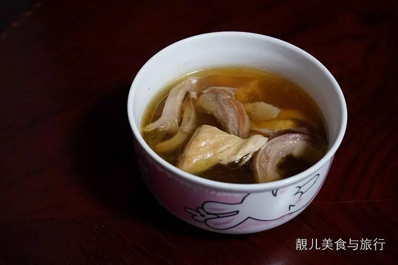 靚兒美食：豬肚包雞