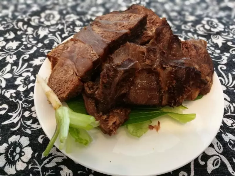 卤牛肉