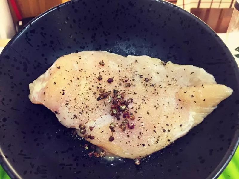 关于鸡胸肉的腌制（低脂餐）