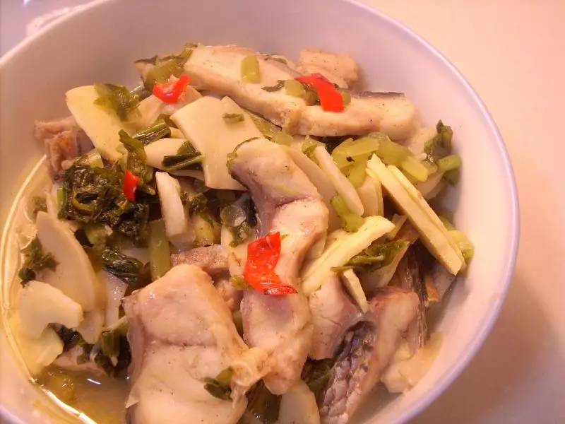 黑魚片炒冬腌菜