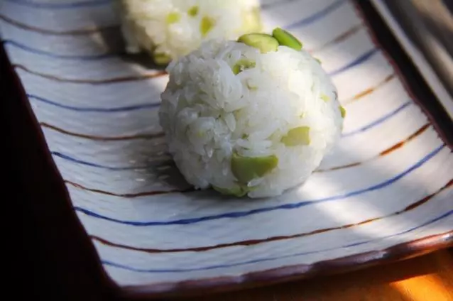 春日蚕豆饭团