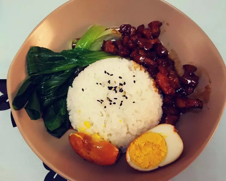 台式滷肉飯