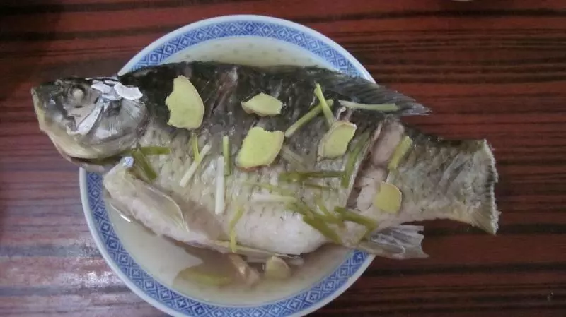 清蒸鯽魚塞肉