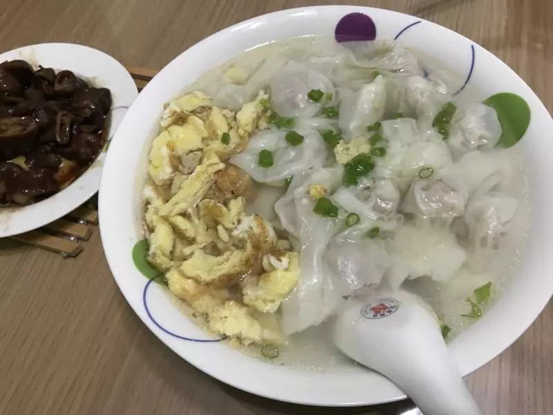 香菇菜肉餛飩