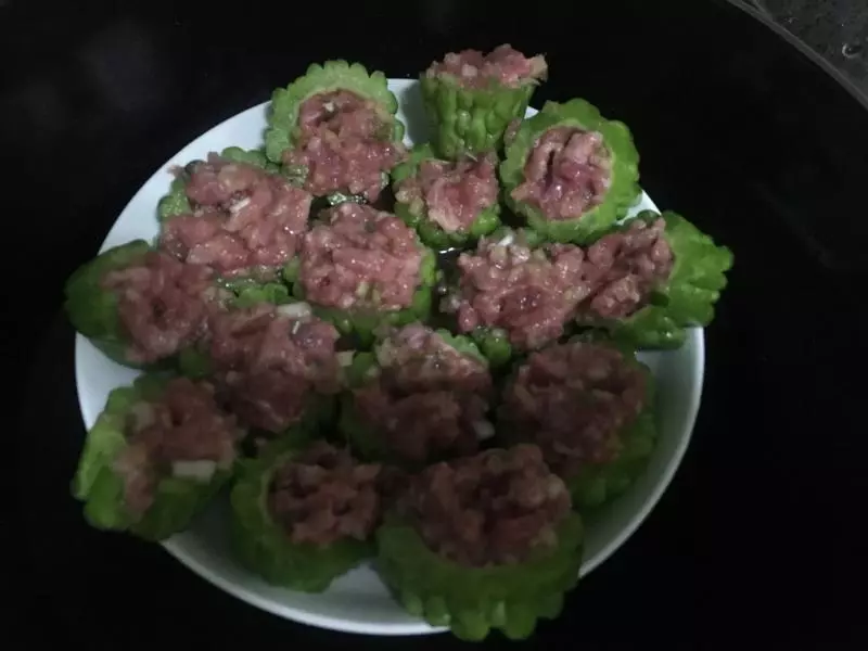 牛肉苦瓜釀