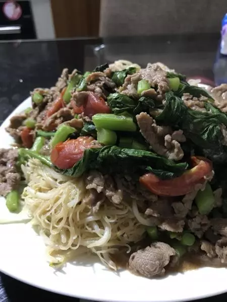 濕炒牛肉米粉