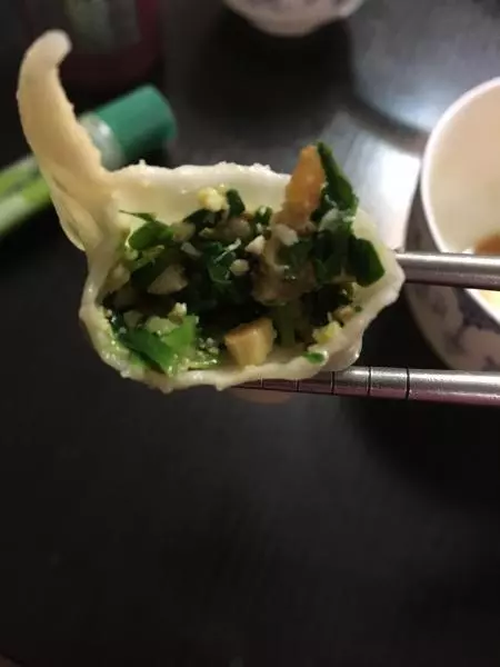 油渣兒薺菜餃子