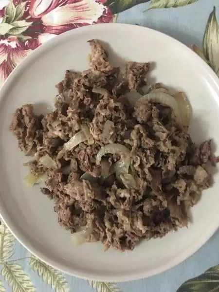 黑胡椒洋葱牛肉片