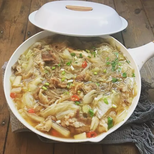 酸辣牛肉粉絲湯（微博上飯婆子原創改版)