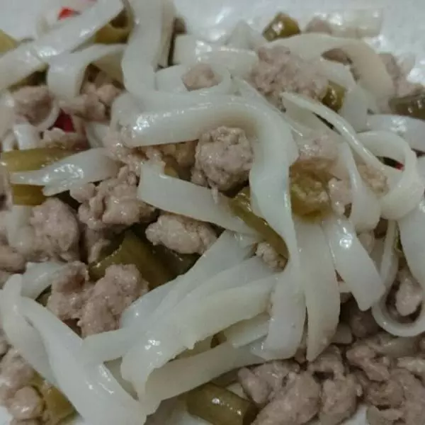 酸豆角肉末拌面