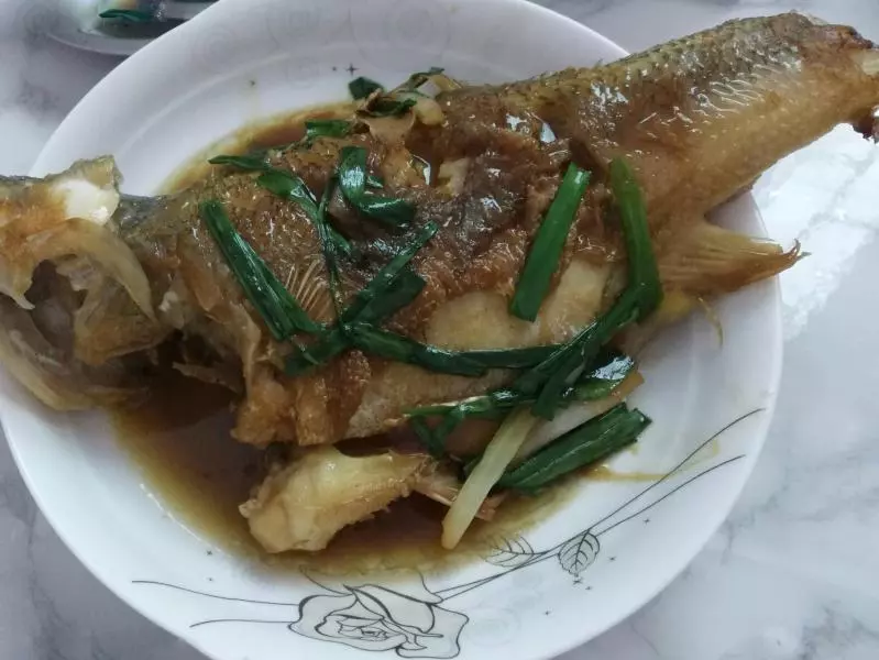 蔥姜煎鱸魚