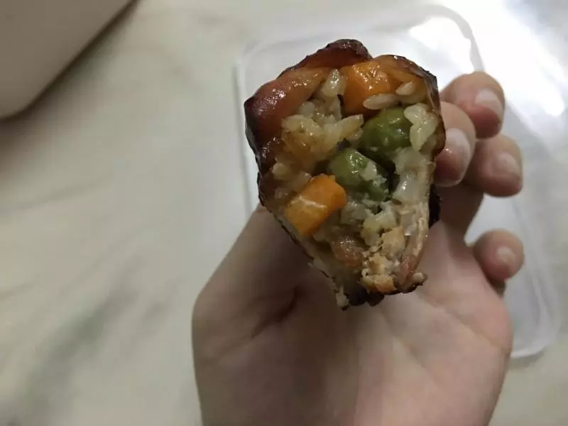 雞翼包飯