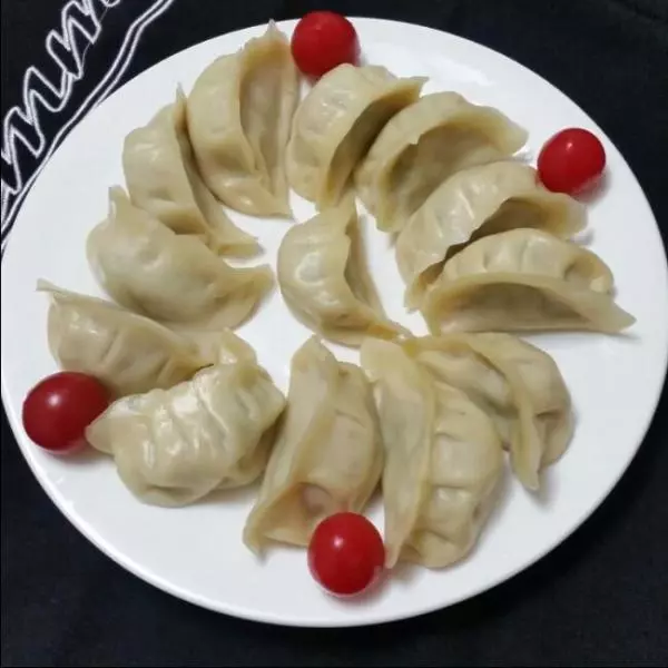 荠菜肉蒸饺