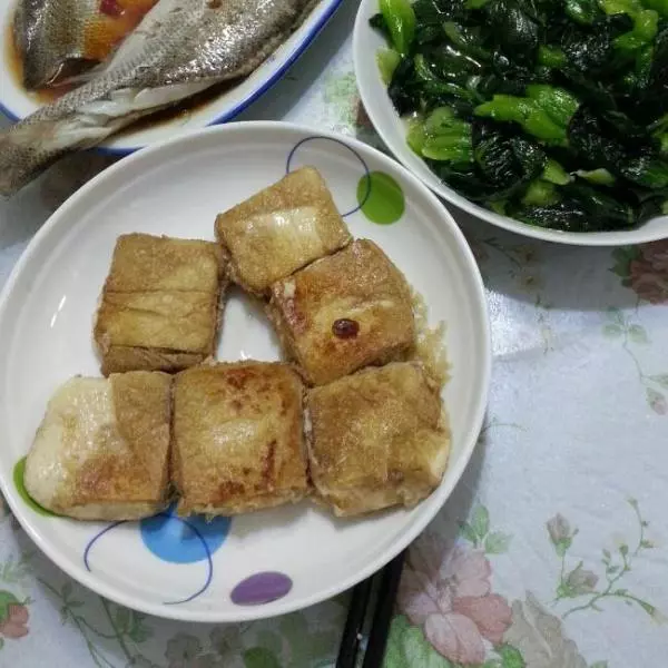 煎臭豆腐