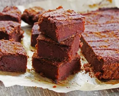 健康红薯brownie -Deliciously ella