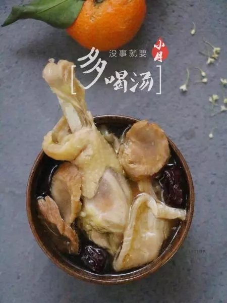 高丽参鱼胶鸡汤