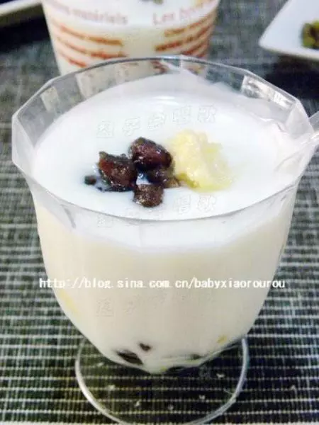 蜜豆榴梿酸奶杯