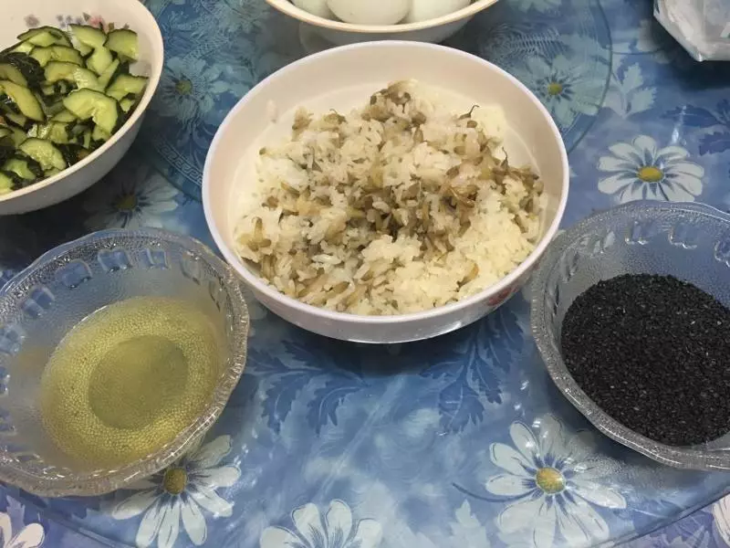 槐花飯