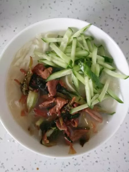 青菜肉絲麵