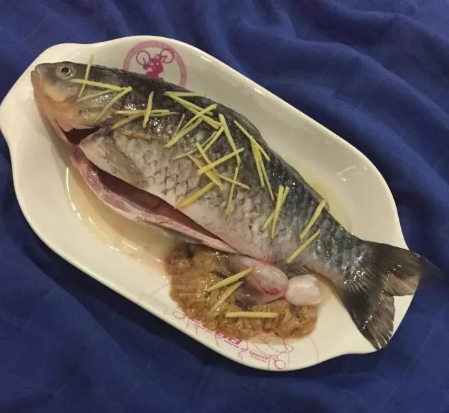 清蒸鰂魚