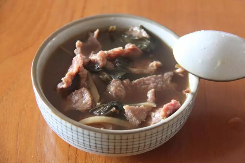 苦菜乾汆牛肉片湯