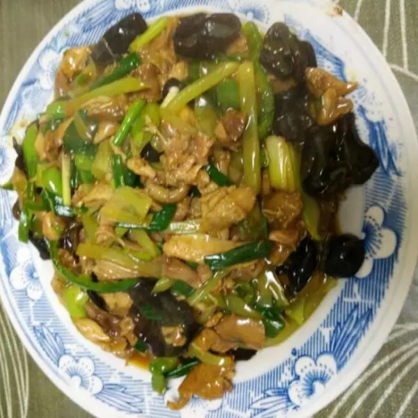 水粉炒鸡丝