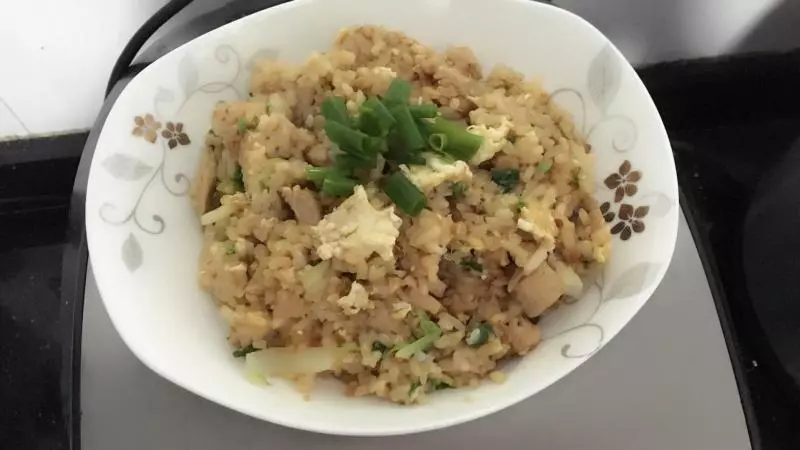 蛋炒剩饭