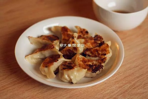 猪肉豆芽菜煎饺