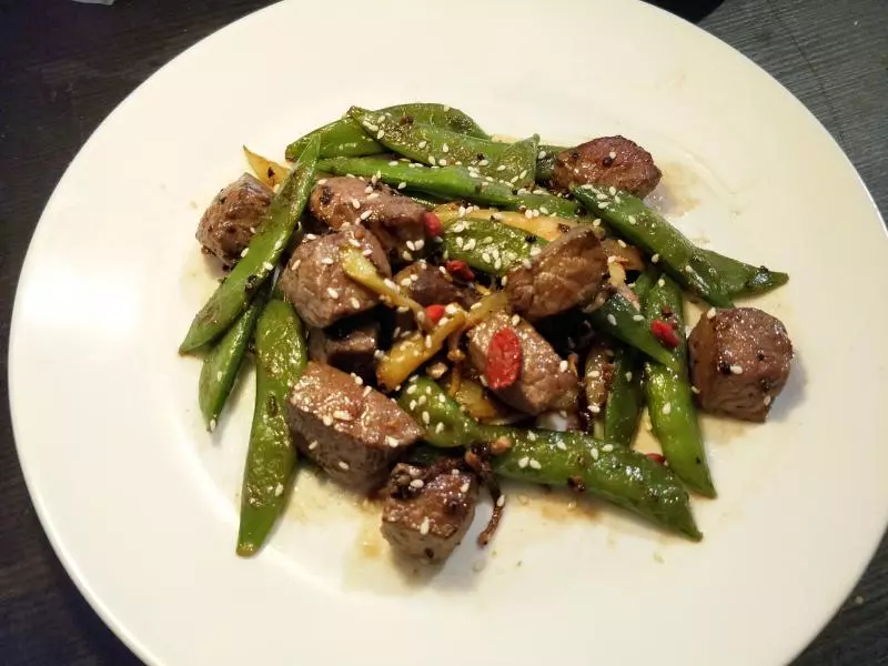 味增蜂蜜姜丝牛肉粒