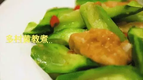 食而優則煮：油麵筋炒絲瓜