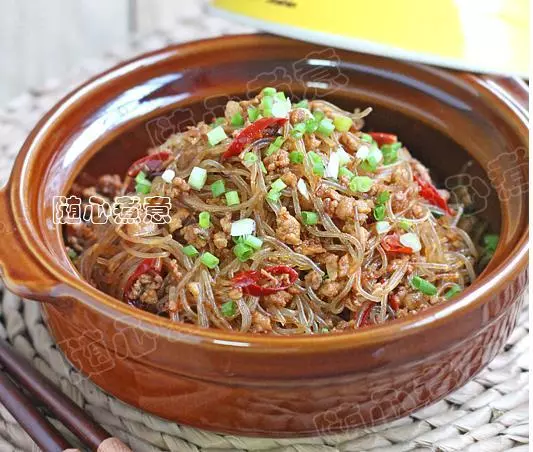 溫暖的家常味【肉末粉絲煲】