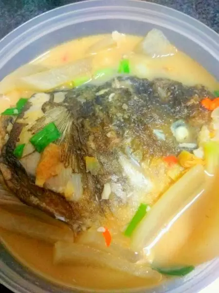 蘿蔔豆腐燉魚頭