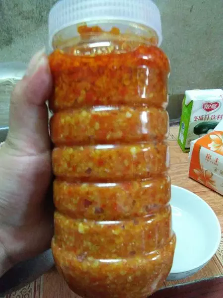 小米椒蒜蓉辣椒醬