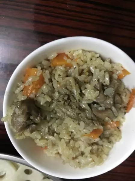 新疆羊肉手抓飯