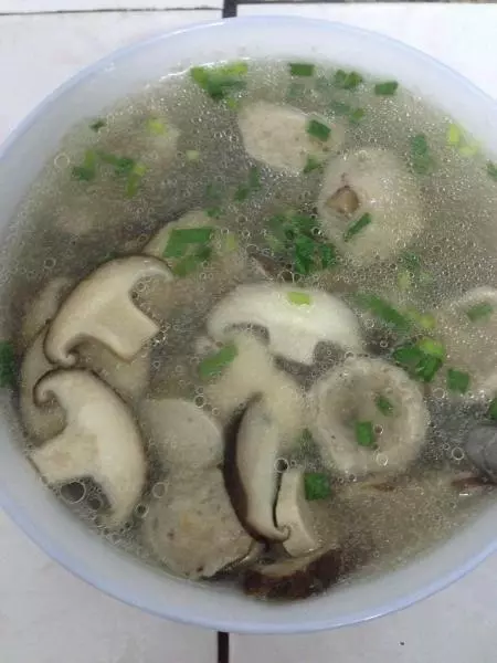 香菇肉丸瘦肉湯(快手湯水)