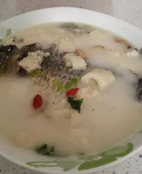 鯽魚竹蓀湯