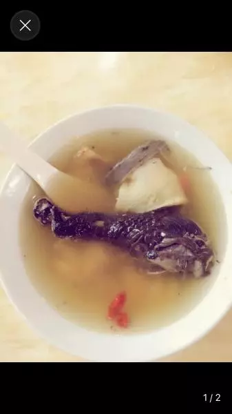 花旗參花膠烏雞湯