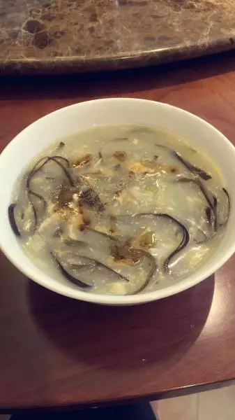 奶奶的鲶魚湯