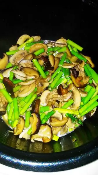 蘆筍炒蘑菇+香菇雞蛋湯