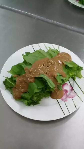 麻醬汁油麥菜