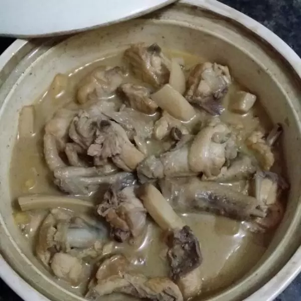 豆漿雞煲