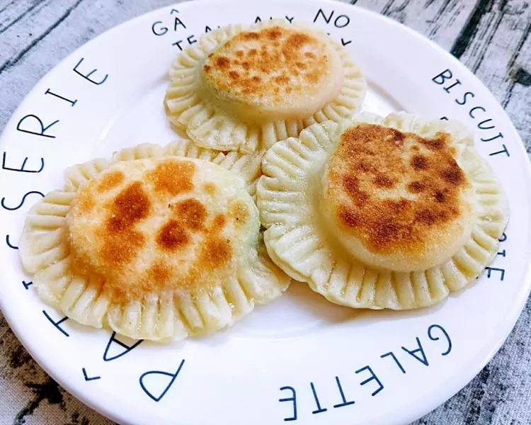 饺子皮鸡蛋灌饼(太阳饼)