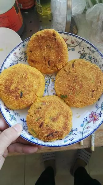 香酥黄金玉米饼子