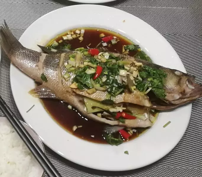 清蒸鱸魚