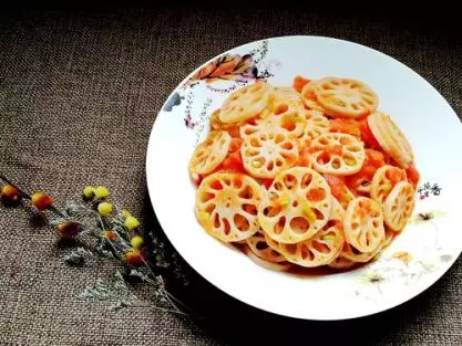 迎接春天的清爽一炒，簡單得不能再簡單～茄汁藕片·圓滿素食